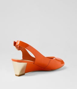 RAITE ORANGE PATENT LEATHER