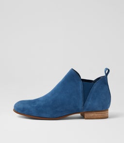 FOE LT NAVY SUEDE