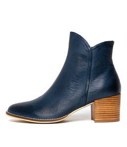 MOCKAS NAVY LEATHER