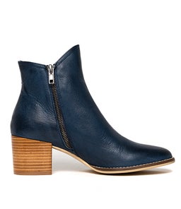 MOCKAS NAVY LEATHER