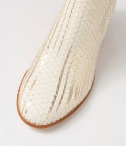 MOCKAS ALMOND METALLIC CUT LEATHER