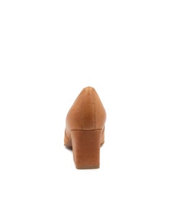 MISSIES TAN LEATHER