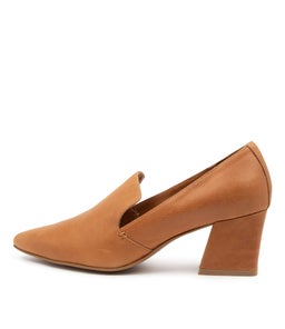MISSIES TAN LEATHER