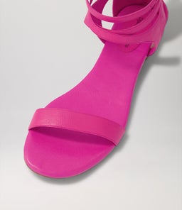 PLEASE DJL FUCHSIA LEATHER