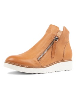 OHMY DJ DK TAN LEATHER