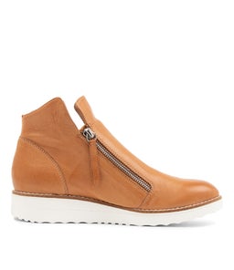 OHMY DJ DK TAN LEATHER