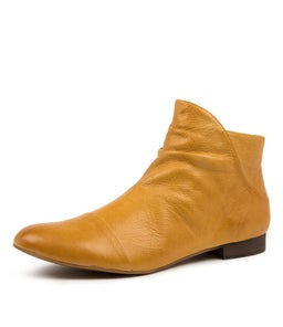 GALA DJ YELLOW LEATHER