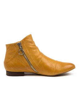 GALA DJ YELLOW LEATHER