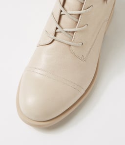 MIKAN DJ ALMOND ALMOND SOLE LEATHER