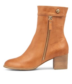 SKYY DJ DK TAN LEATHER