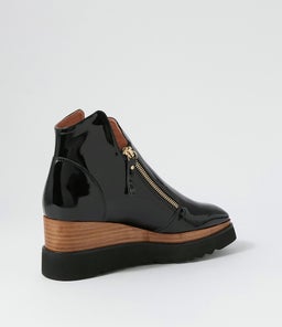 WAISY DJ BLACK NAT&BLACK PATENT SOLE