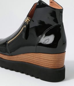 WAISY DJ BLACK NAT&BLACK PATENT SOLE