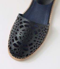 AVERATE DJ NAVY LEATHER