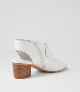 BANANA DJ WHITE LEATHER