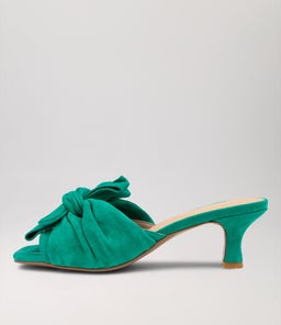 UBELIEVE DJ EMERALD SUEDE