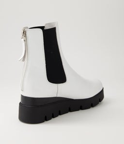 RINNIT DJ WHITE BLACK&BLACK LEATHER SOLE