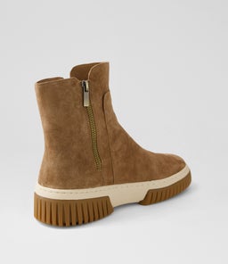 YELIZA DJ LT CHOC VANILLA&GUM SUEDE SOLE