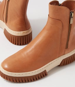 YELIZA DJ TAN VANILLA&GUM LEATHER SOLE