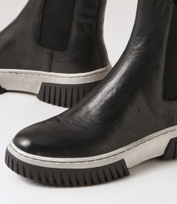 YAELLA DJ BLACK WHITE&BLK LEATHER SOLE