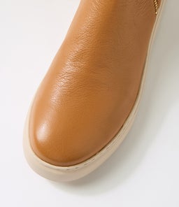 YOGUE DJ DK TAN VANILLA SOLE LEATHER