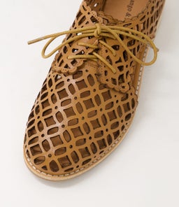 ADDYST DJ TAN LEATHER