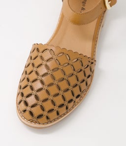 ASHBY DJ DK TAN TAN LEATHER