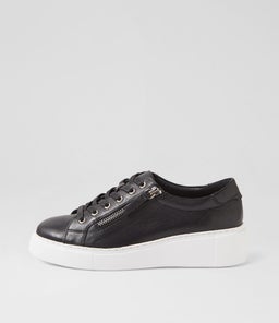 YANJI DJ BLACK WHITE SOLE LEATHER