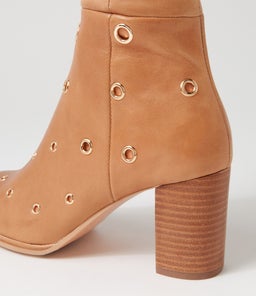 AKHILA DJ TAN LEATHER