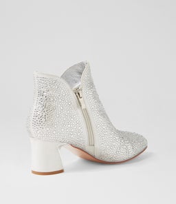 JELANIE DJ SILVER SHIMMER LEATHER JEWELS