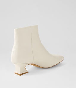 QEXLA DJ IVORY LEATHER