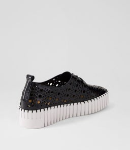 BELARUS DJ BLACK WHITE SOLE PATENT LEATHER