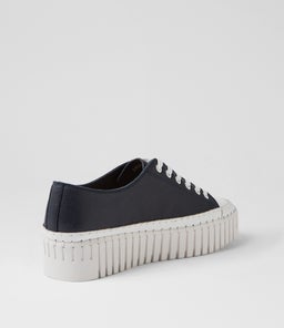 BASELO DJ WHITE NAVY LEATHER TUMBLE LEATHER
