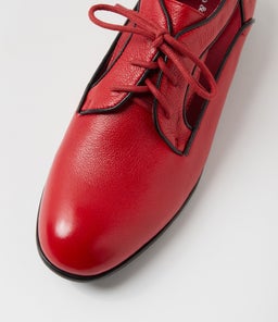 QEMPTO DJ DK RED BLACK LEATHER