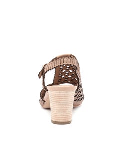 CAIRNS NUDE LEATHER