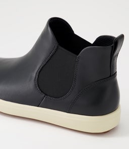 470463 SOFT 7 W EK BLACK LEATHER