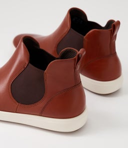 470463 SOFT 7 W EK COGNAC LEATHER