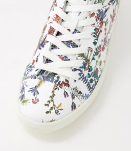 470303 SOFT 7 W EK MULTI WHITE LEATHER