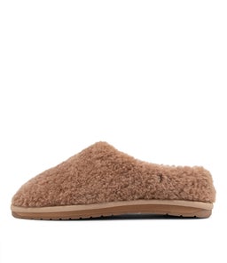W12583 JOY TEDDY EM CAMEL SHEEPSKIN