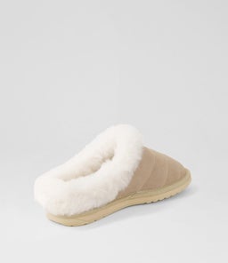 W12992 VIRGINIA EM MACADAMIA SHEEPSKIN
