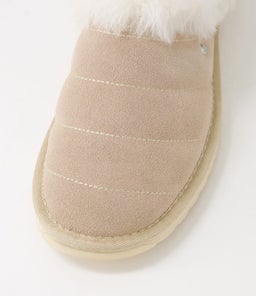 W12992 VIRGINIA EM MACADAMIA SHEEPSKIN
