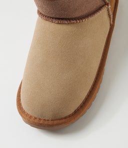 WALLABY MINI PATCHWORK JNR EM CHESTNUT SUEDE