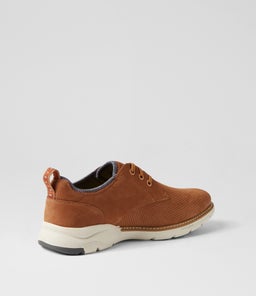 FRENZI PERF FL TAN NUBUCK