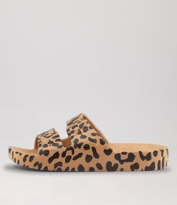 SLIDES TOT FM LEO CAMEL SMOOTH