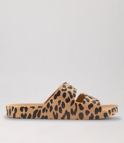 SLIDES JNR FM LEO CAMEL SMOOTH