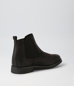 U CLAUDIO A GE BLACK WAXY LEATHER