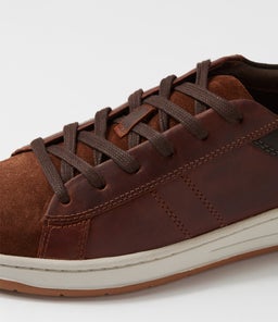 U MAGNETE D GE BROWN MUD LEATHER