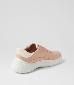 D FLUCTIS A GE NUDE WHITE LEATHER