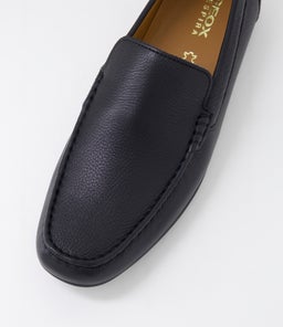 U KOSMOPOLIS + GRIP A GE BLACK TUMBLE LEATHER