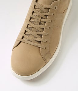 GRAVITY HP TAUPE WILD NUBUCK