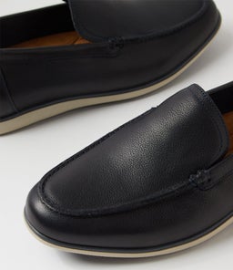 STEP HP NAVY LEATHER